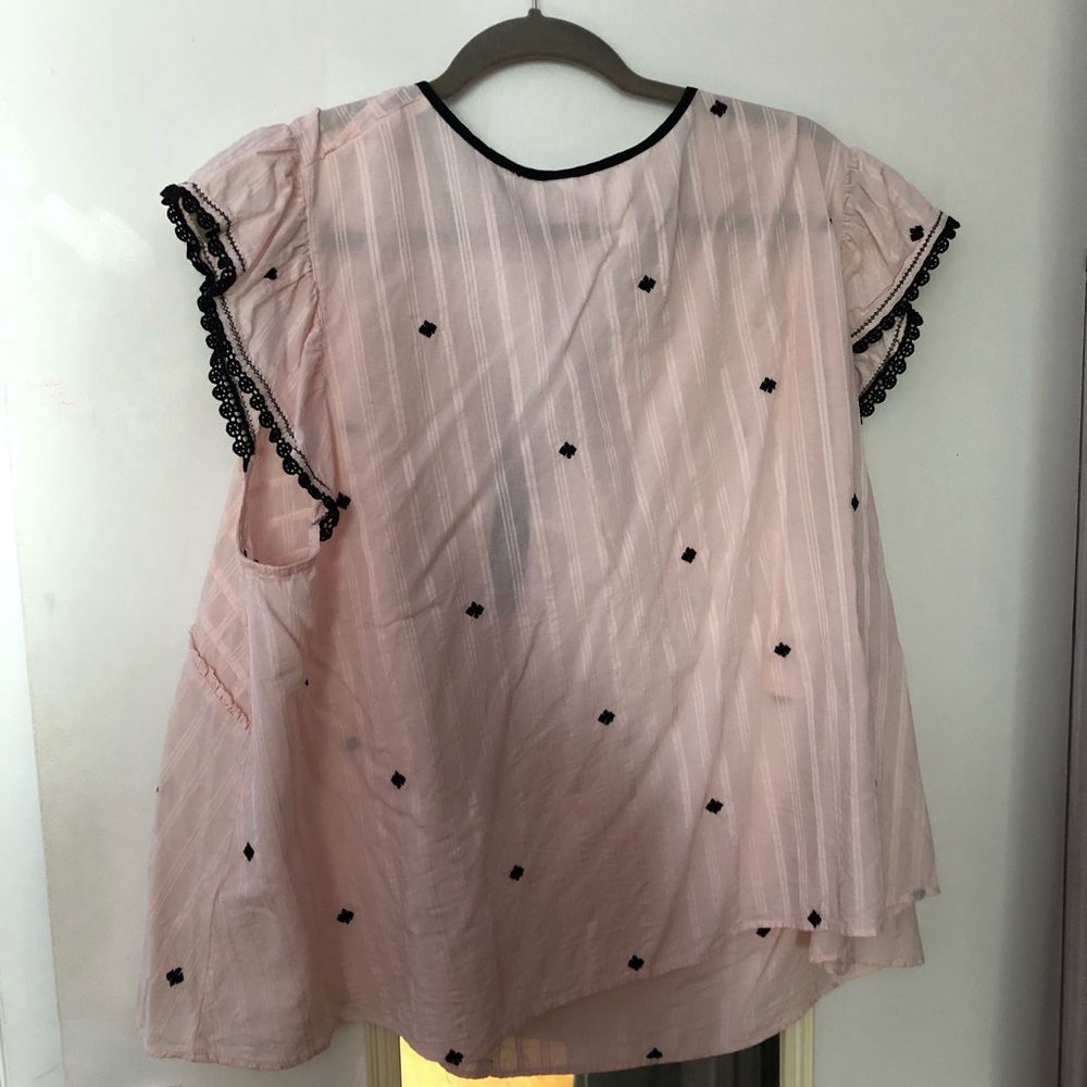 Pink top - Picture 2 of 3